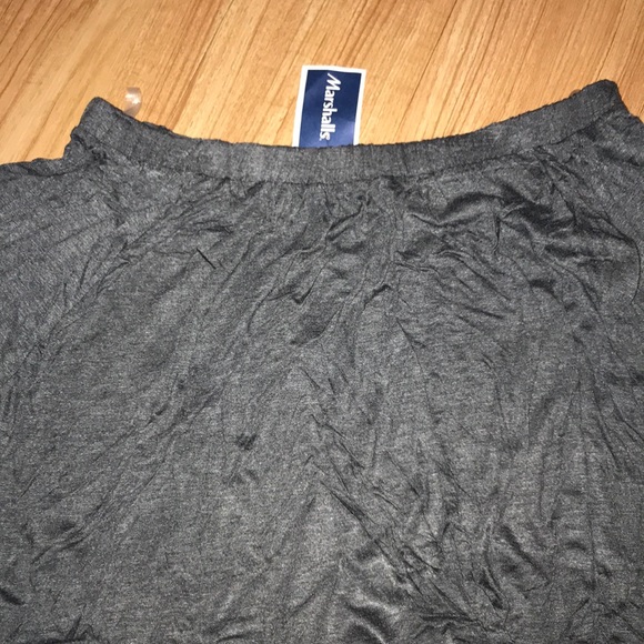 Off the shoulder crop top - Picture 2 of 5